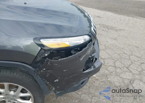 2016 Jeep Cherokee Latitude из США, поврежденный, VIN 1C4PJMCB7GW196879